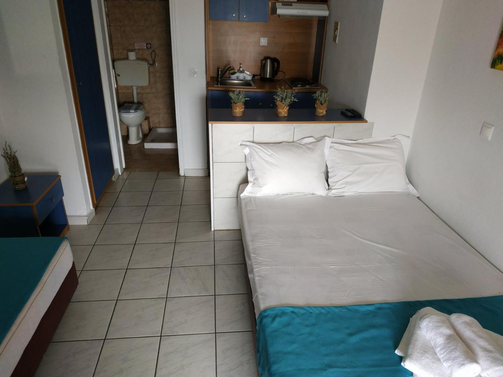 Bambola Apartments Nea Moudhania Rum bild